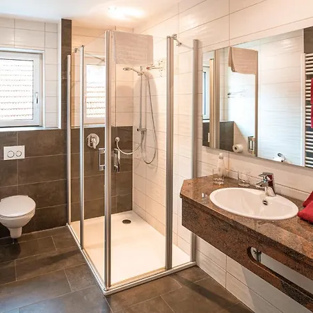 Landgastohf Thiem Hotel *