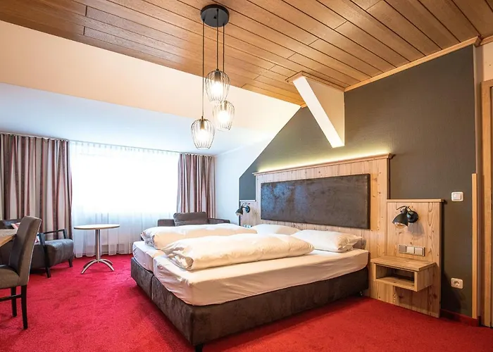 Landgastohf Thiem Hotel *